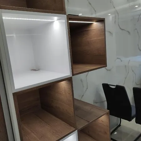 Apartament Armeria Snow *
